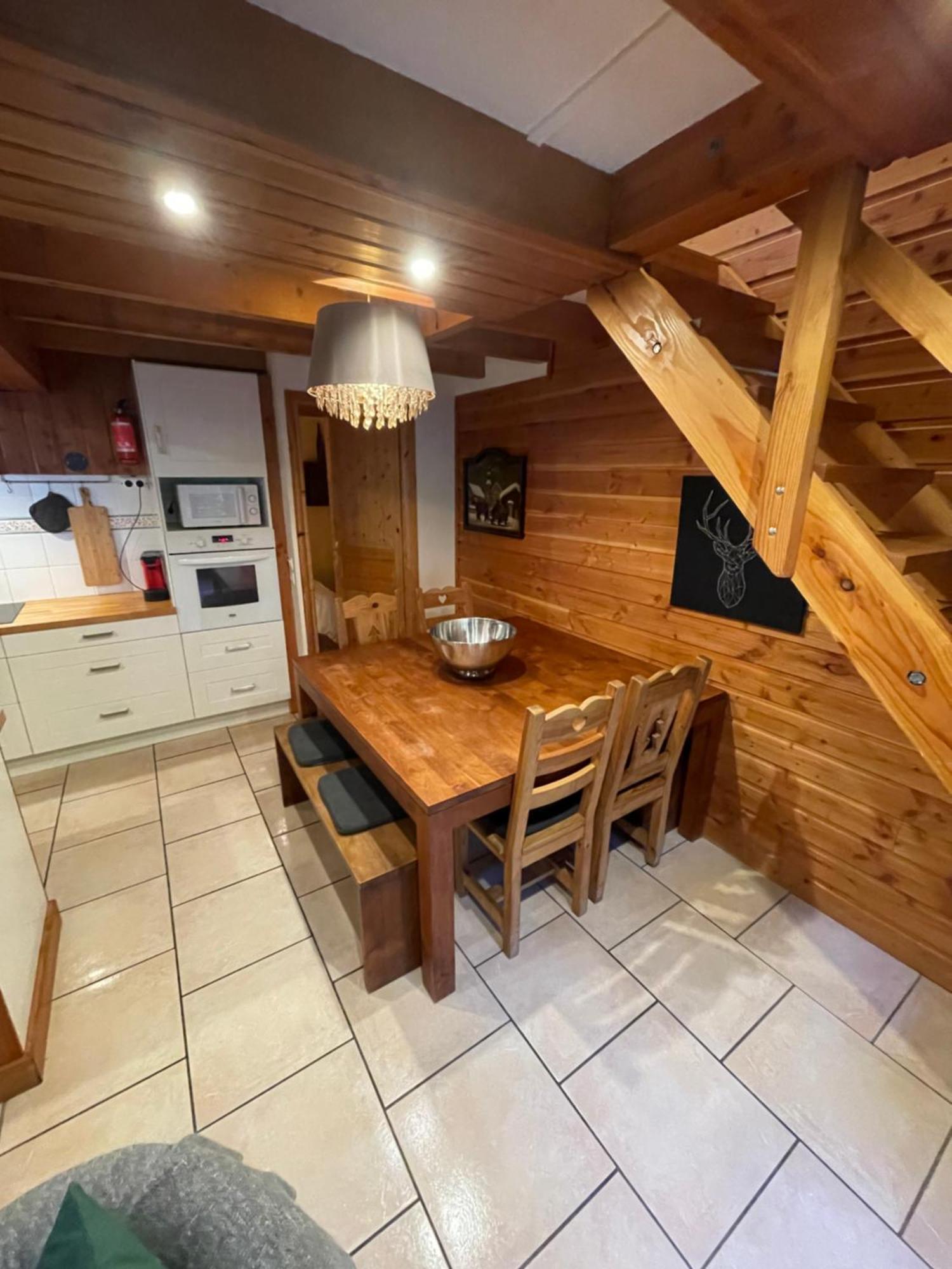 Le Chal Heureux Bel Appartement Dans Vieille Ferme De Montagne Renovee Les Orres Zewnętrze zdjęcie